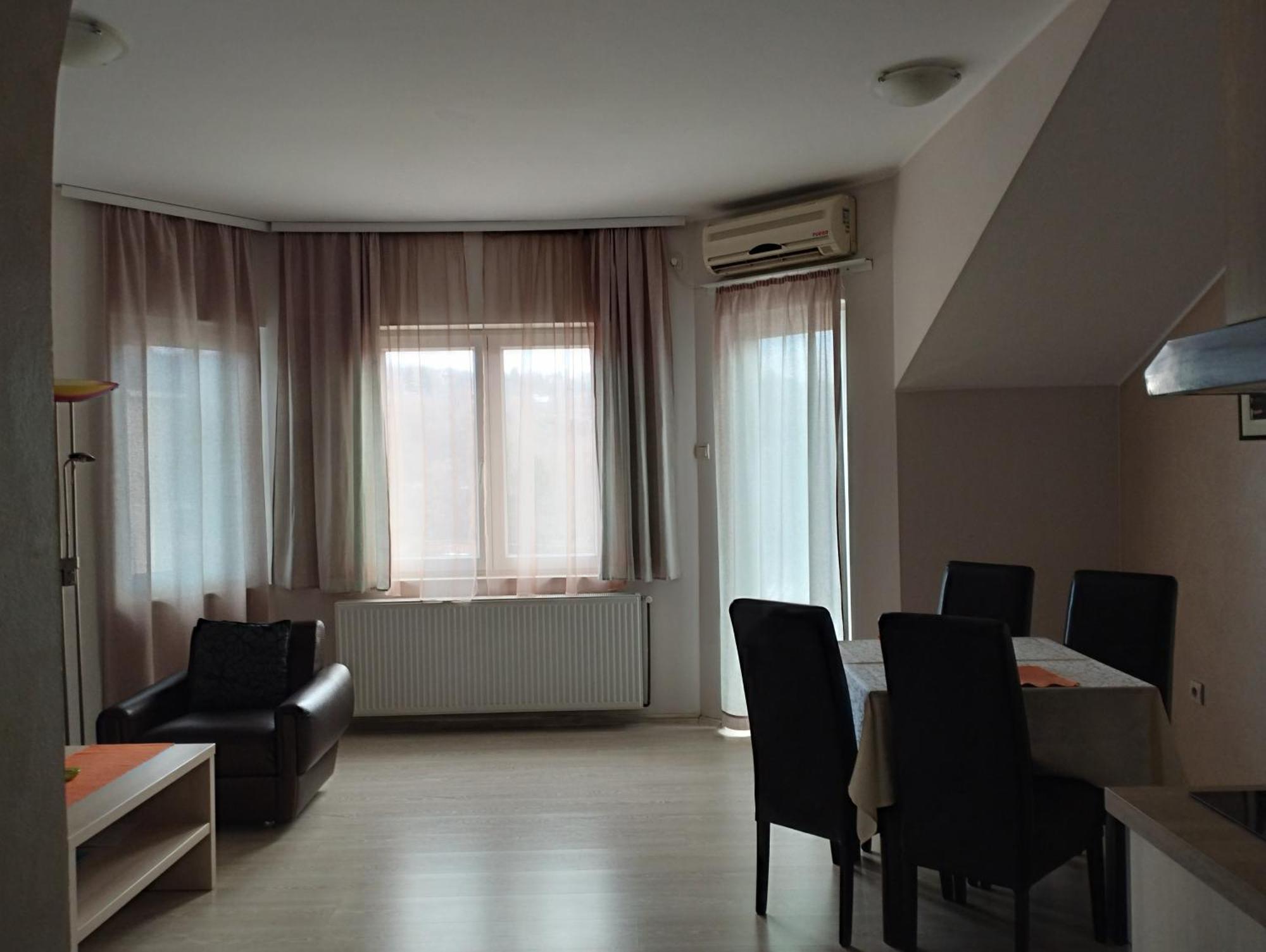 Apartments Vila Vrdnik Luaran gambar